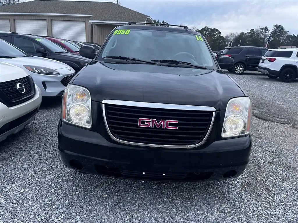 2014 GMC Yukon 4WD SLE's photo