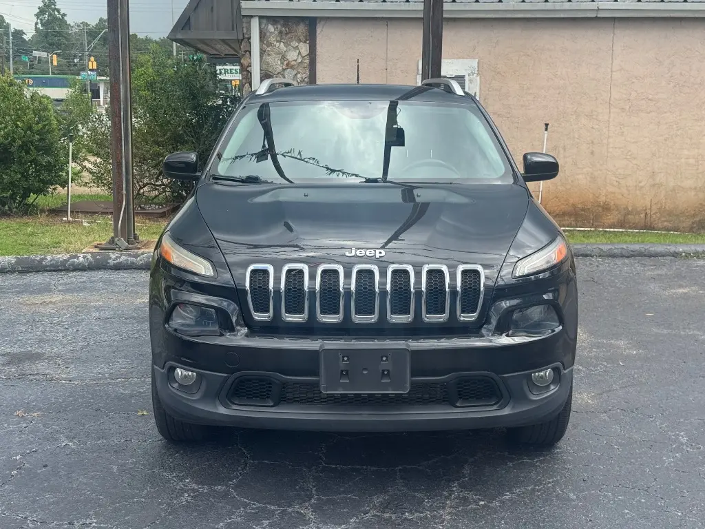 2014 Jeep Cherokee Latitude 4X4 photo 4