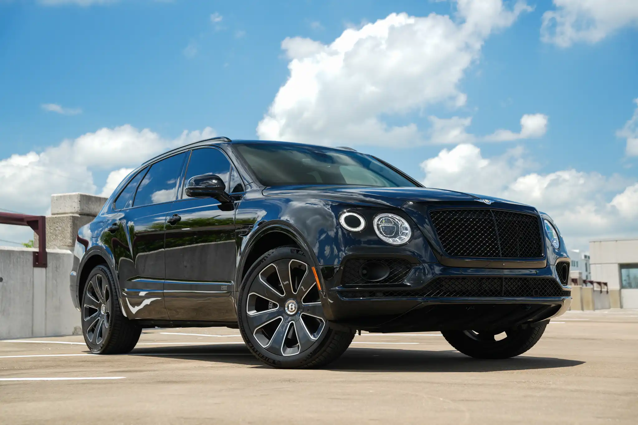 2020 Bentley Bentayga V8's photo