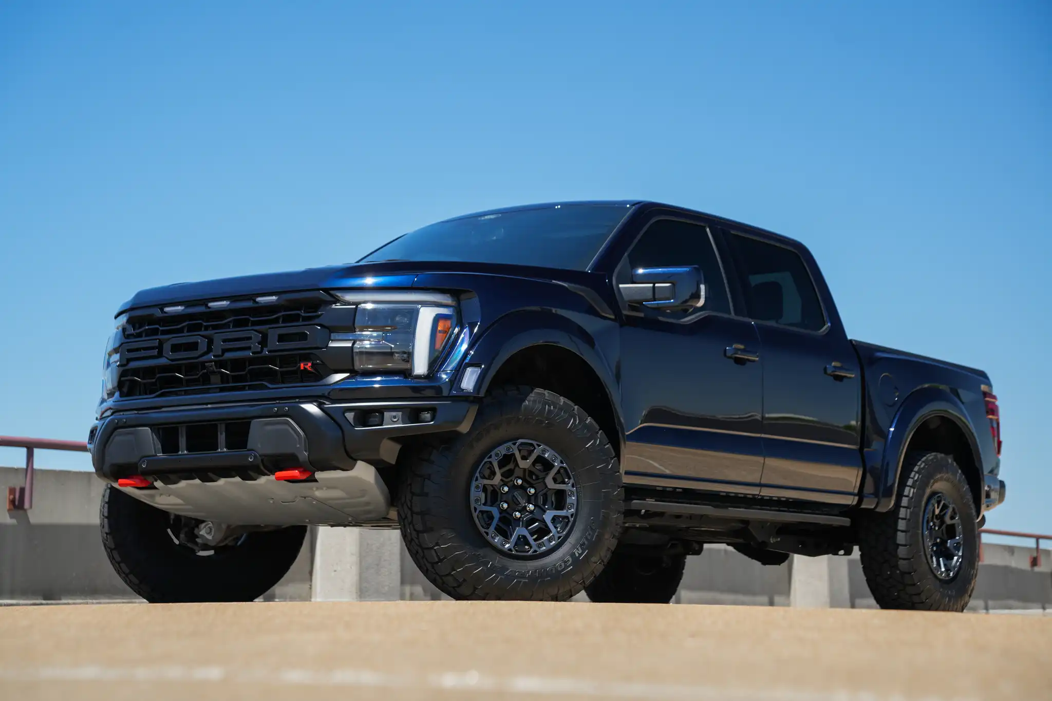 2025 Ford F-150 Raptor 4WD SuperCrew 5-1/2' Box's photo