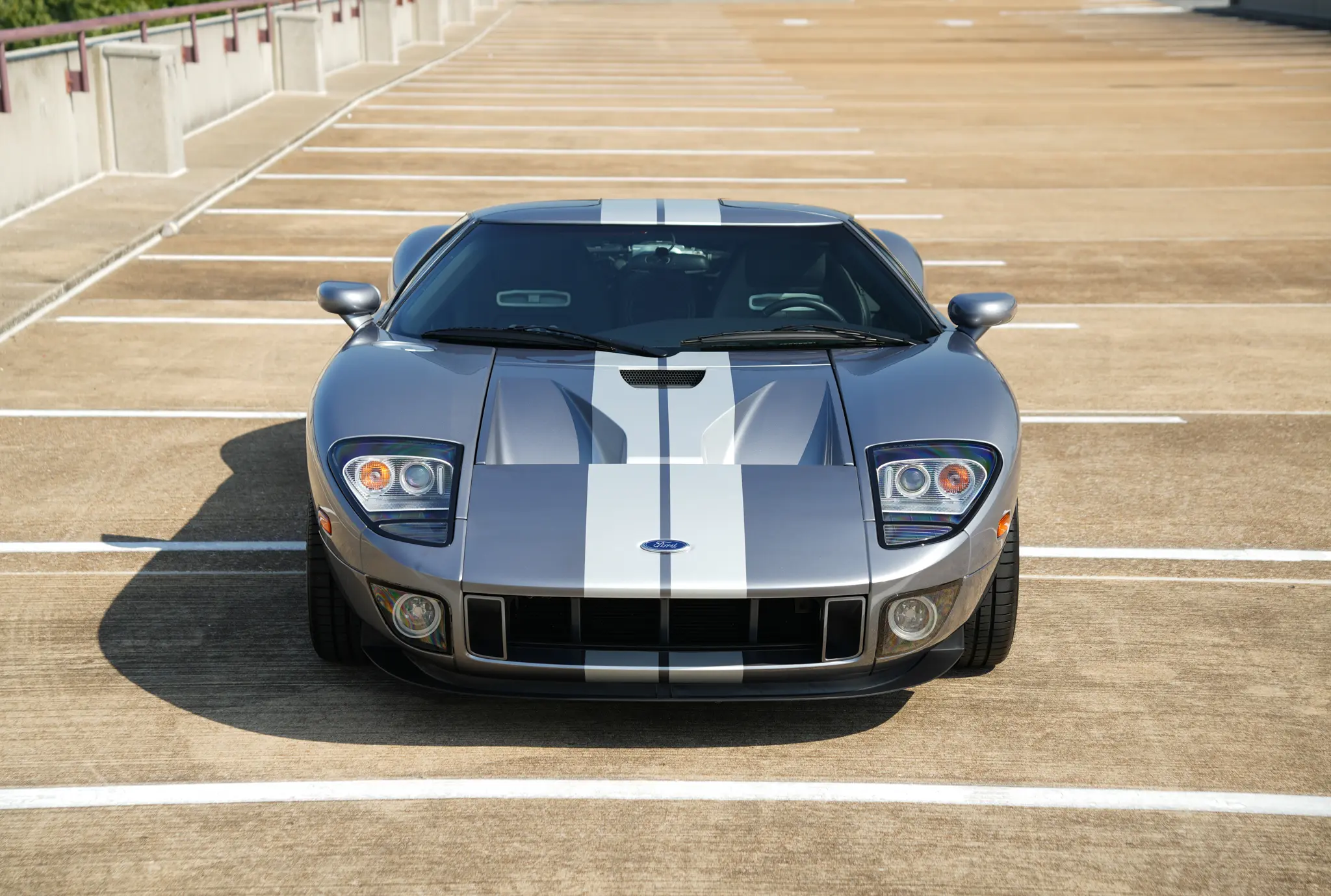 2006 Ford GT Base photo 4