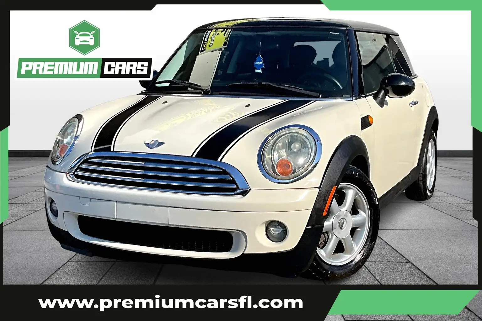 2009 MINI Cooper Base photo 1