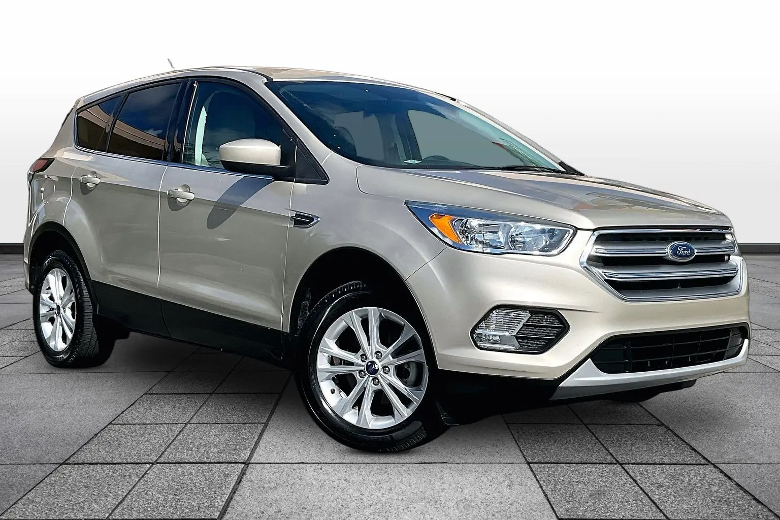 2017 Ford Escape SE photo 3