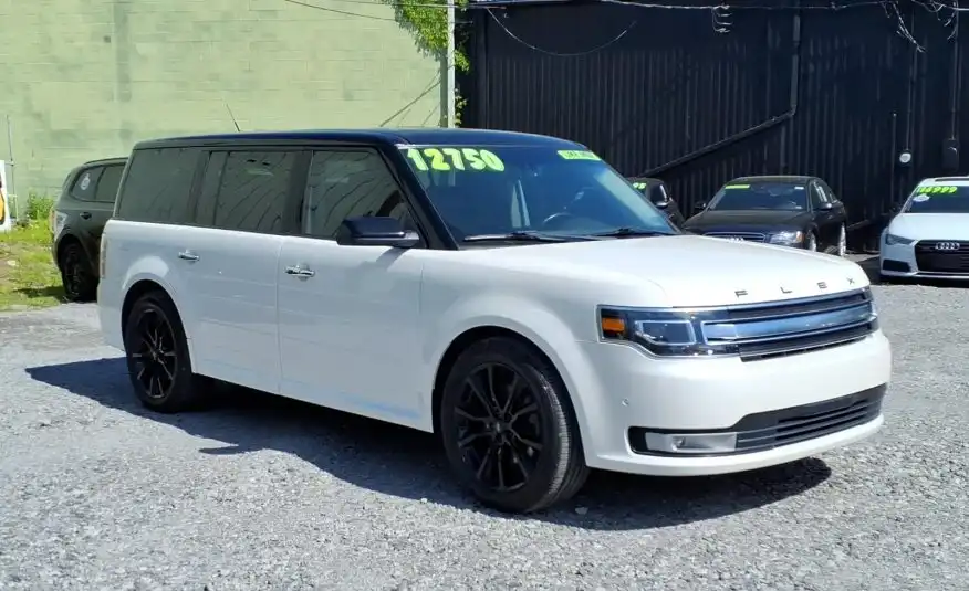 2017 Ford Flex Limited AWD EcoBoost's photo