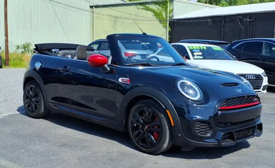 2021 MINI Convertible John Cooper Works's photo