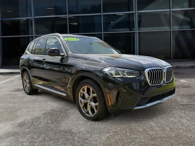 2022 BMW X3 xDrive30i's photo