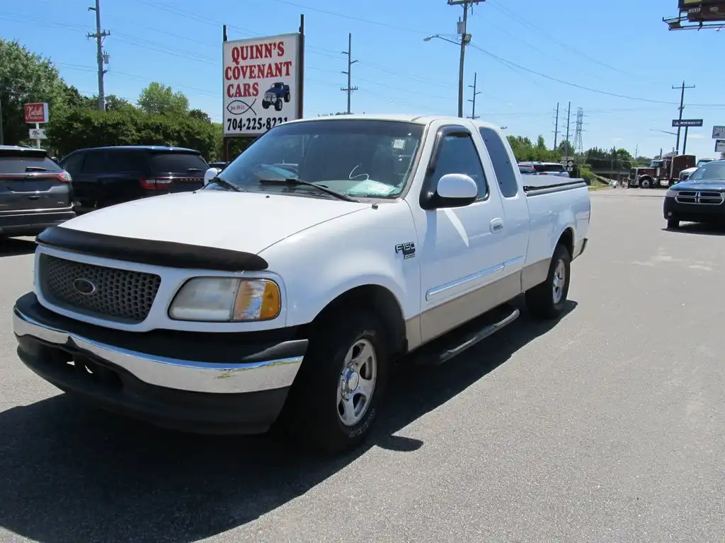 2000 Ford F-150 XLT SuperCab SWB Styleside's photo
