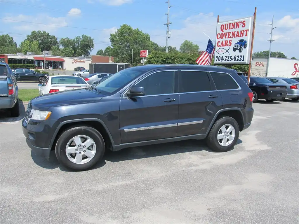 2013 Jeep Grand Cherokee Laredo's photo