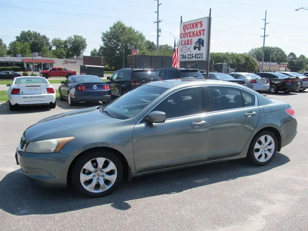 2010 Honda Accord EX-L Auto's photo