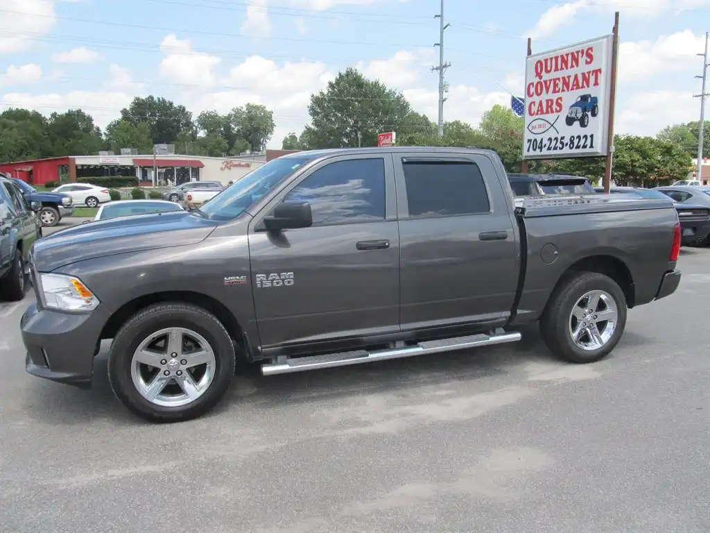 2014 RAM 1500 Express Crew Cab's photo