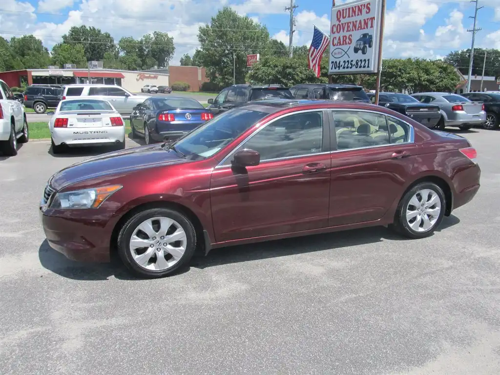 2010 Honda Accord EX-L Auto's photo