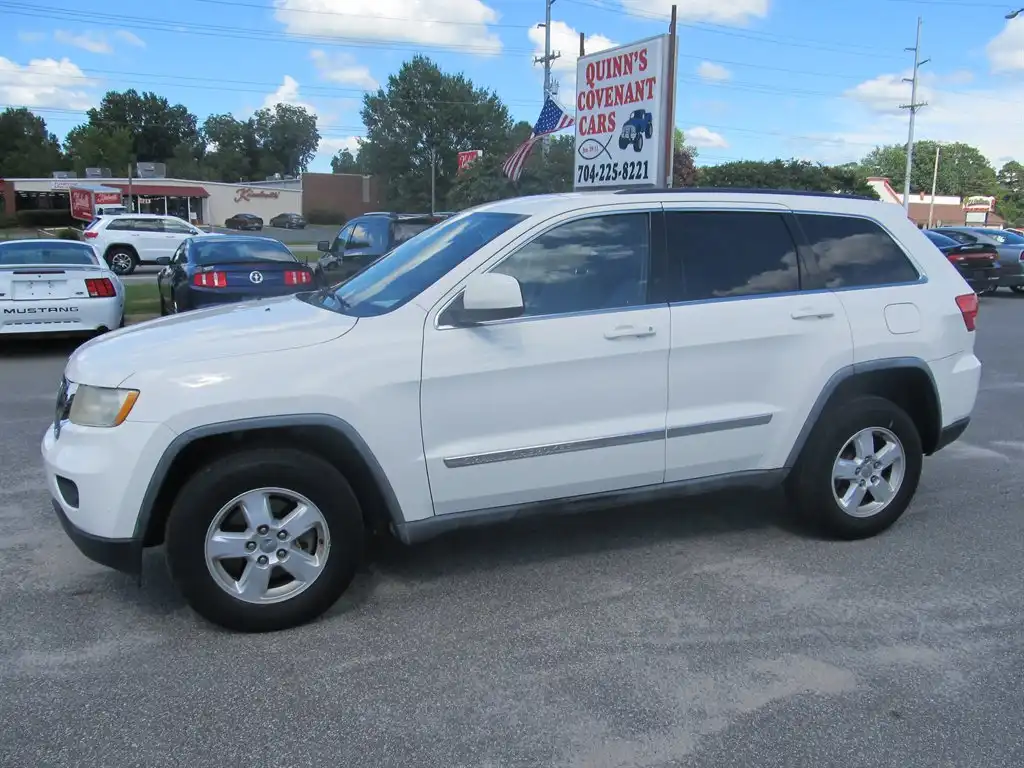 2012 Jeep Grand Cherokee Laredo's photo