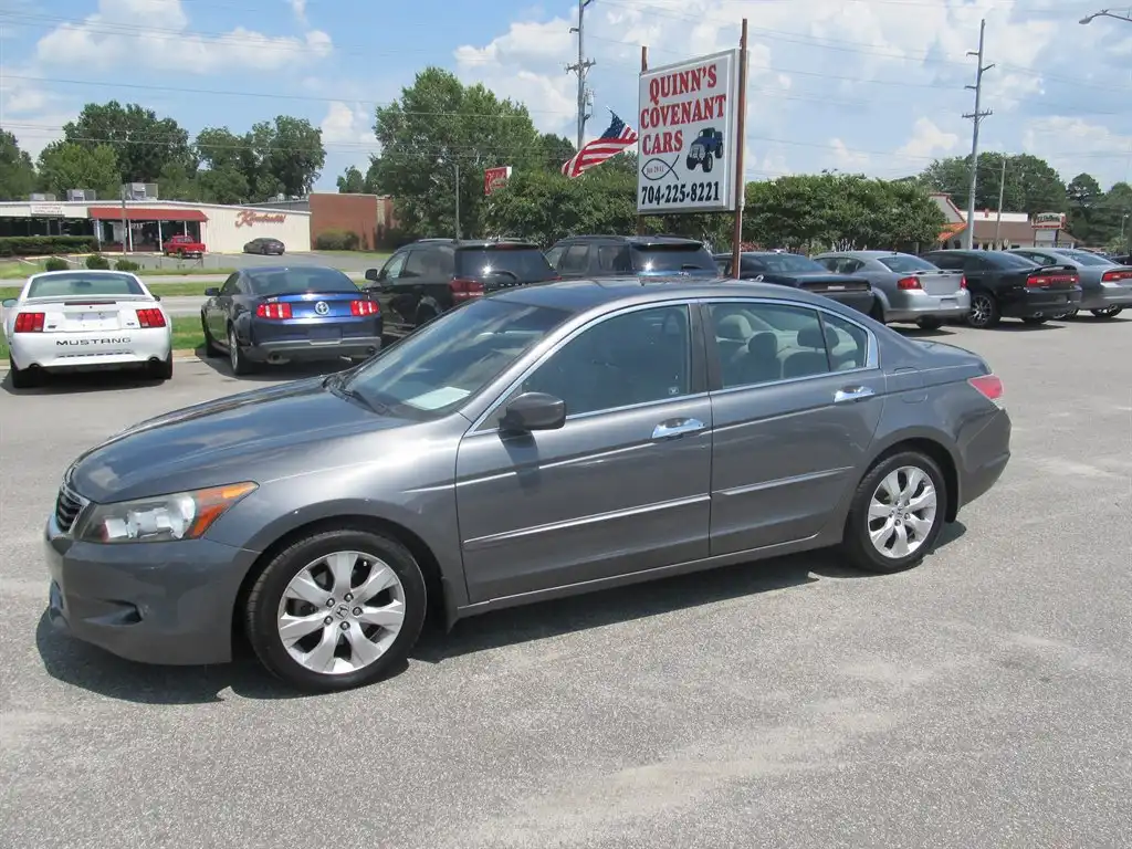 2010 Honda Accord V6 EX-L Auto's photo