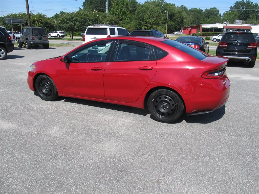 2014 Dodge Dart 2.0 SE photo 3