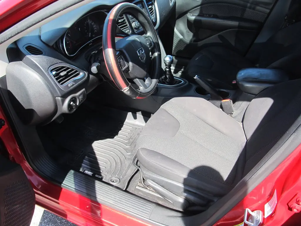 2014 Dodge Dart 2.0 SE photo 5