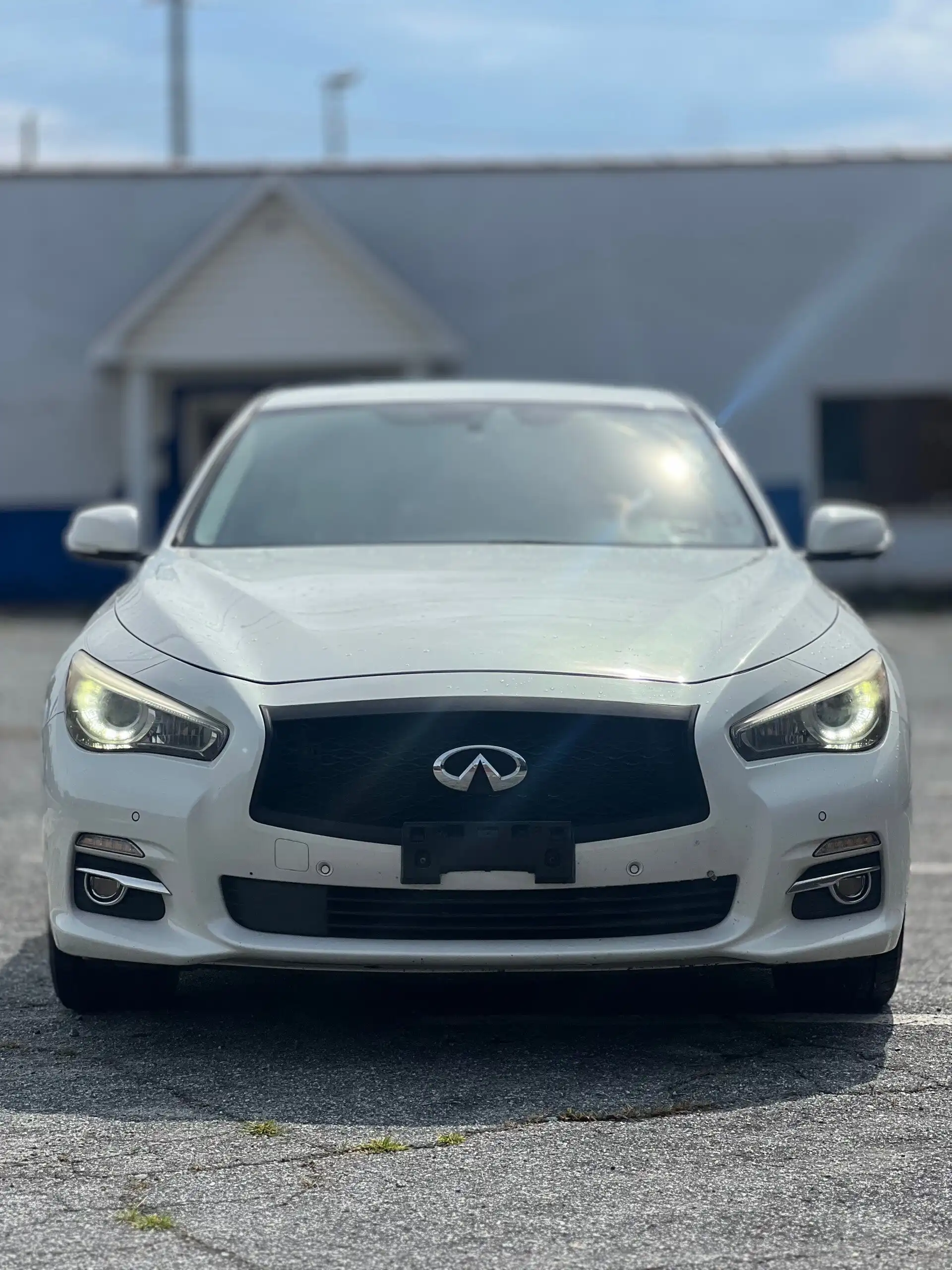 2014 INFINITI Q50 Premium AWD's photo
