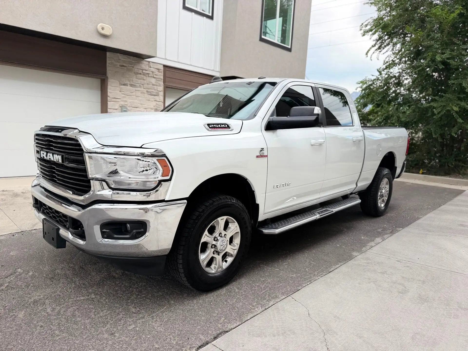 2022 RAM 2500 Big Horn 4WD Crew Cab SWB's photo