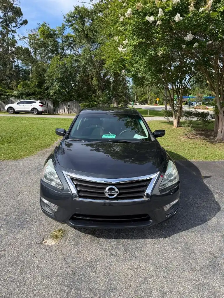 2015 Nissan Altima 2.5 S's photo