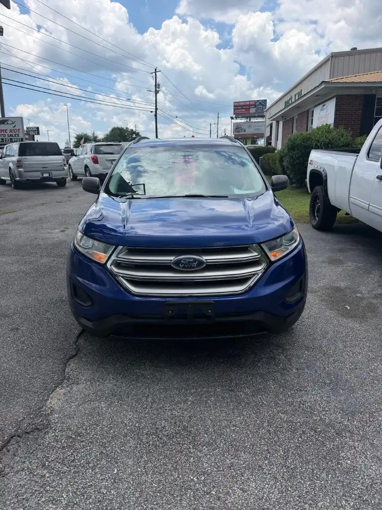 2015 Ford Edge SE's photo