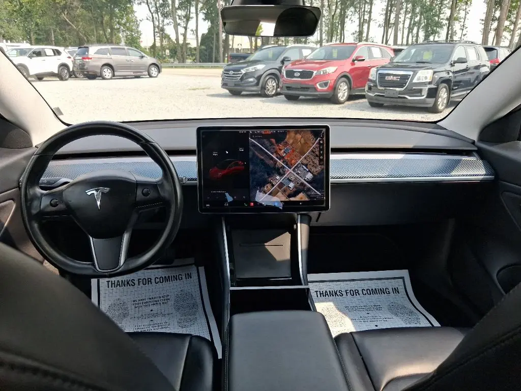 2018 Tesla Model 3 Long Range photo 3