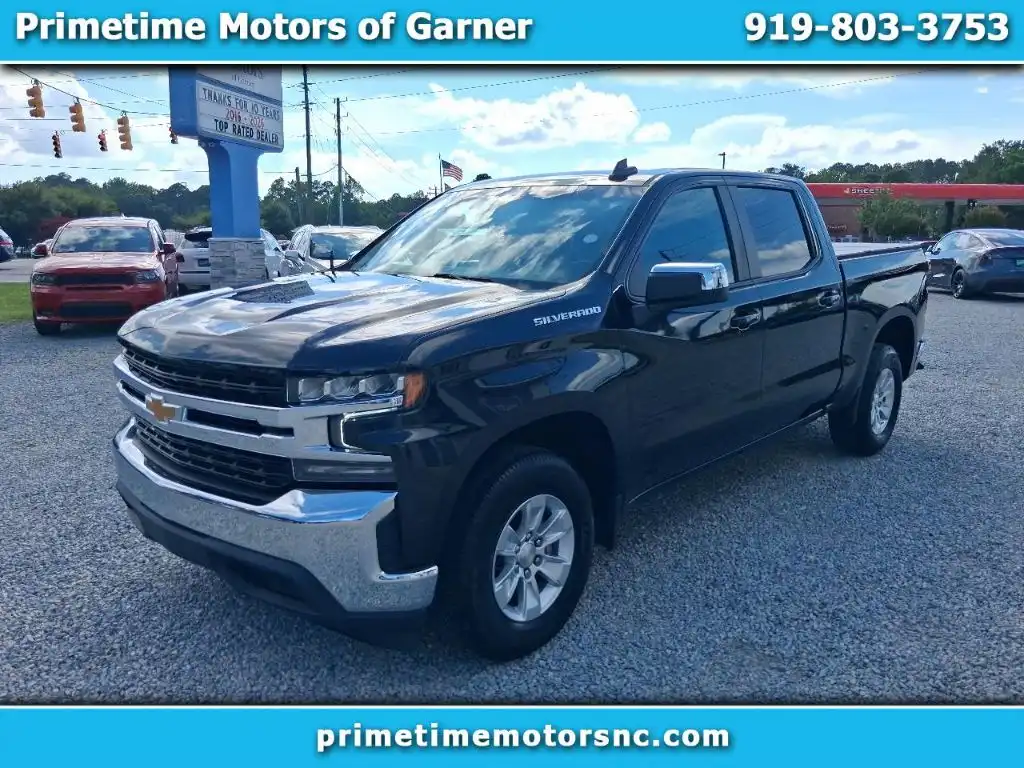 2022 Chevrolet Silverado 1500 LT Crew Cab Short Box's photo