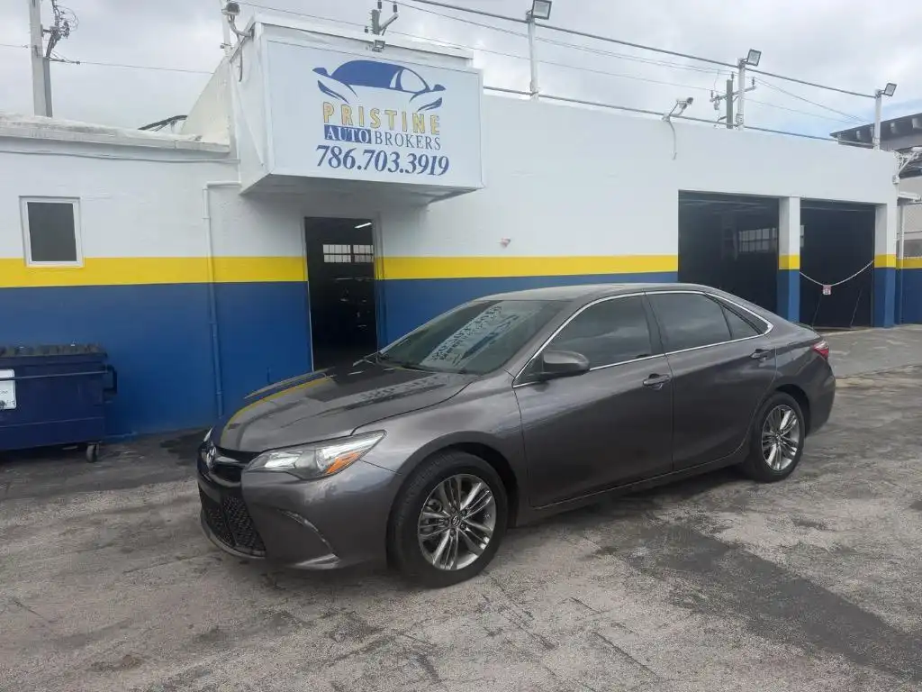 2016 Toyota Camry 2.5 Auto Special Edition's photo