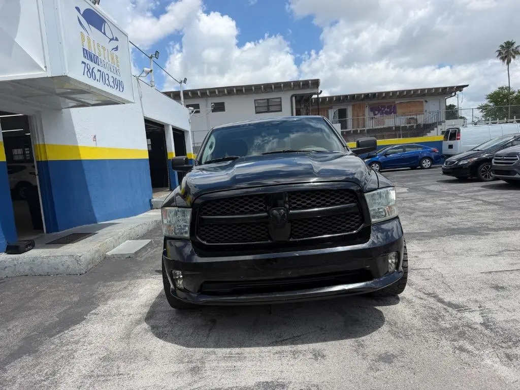 2012 RAM 1500 Express Quad Cab photo 5