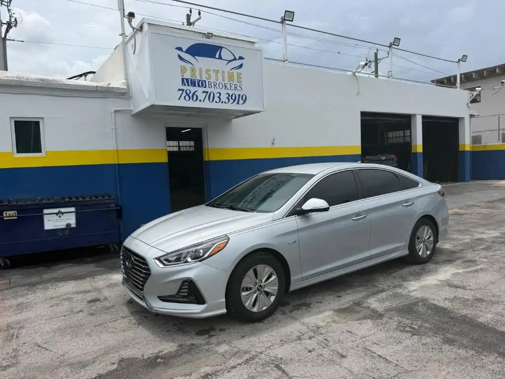 2019 Hyundai Sonata SE's photo