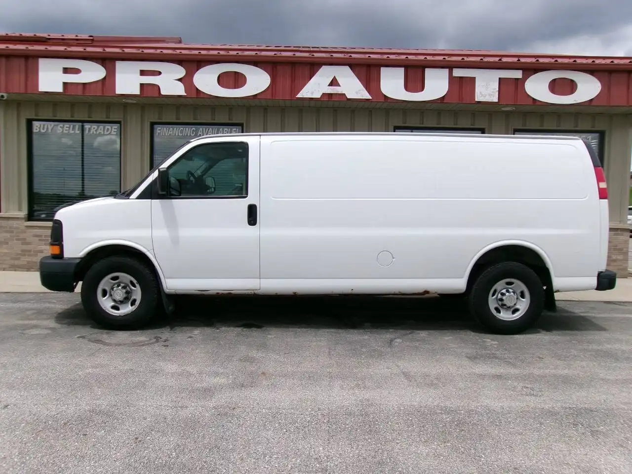 2013 GMC Savana 2500 Ext WB Cargo Van's photo