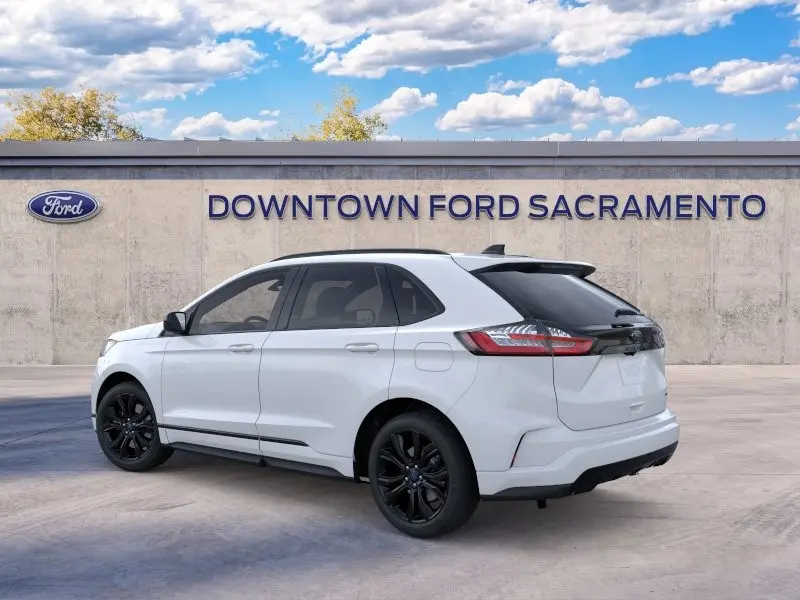 2024 Ford Edge SE AWD photo 5