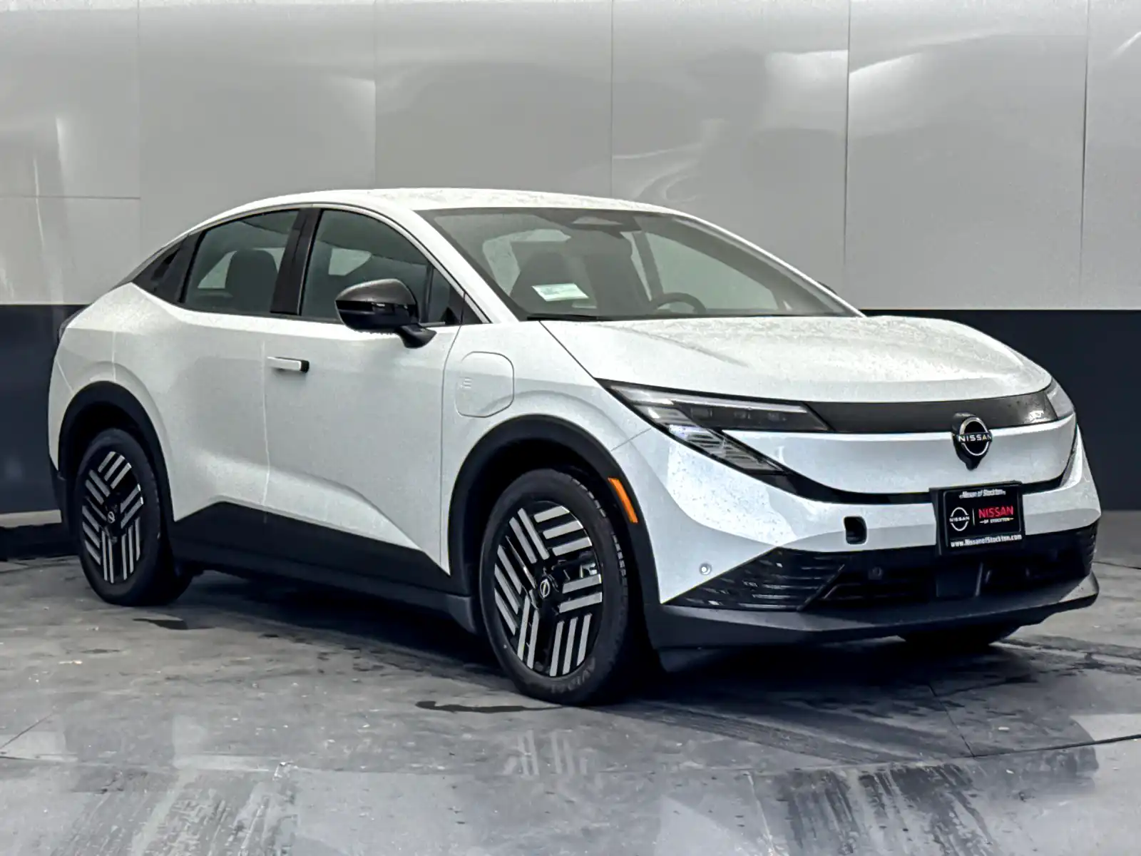 2026 Nissan Leaf SV Plus's photo