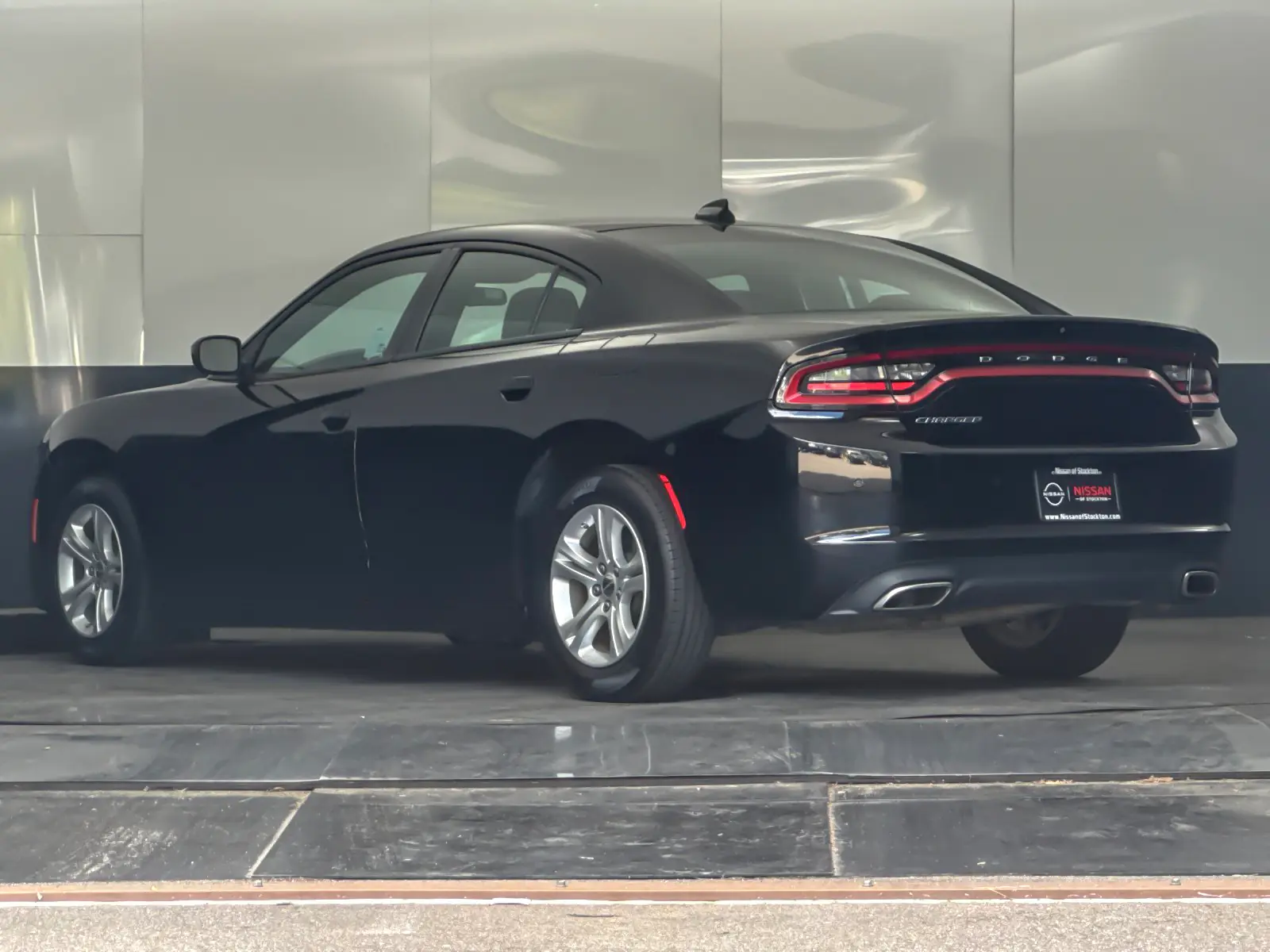 2023 Dodge Charger SXT photo 5