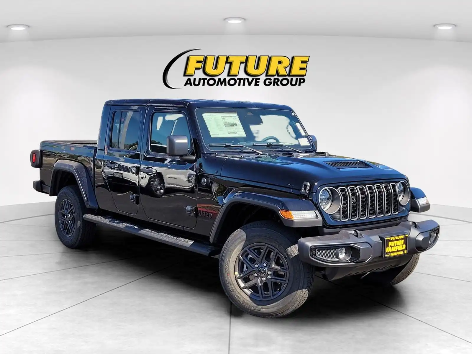 2026 Jeep Gladiator Sport S Auto's photo