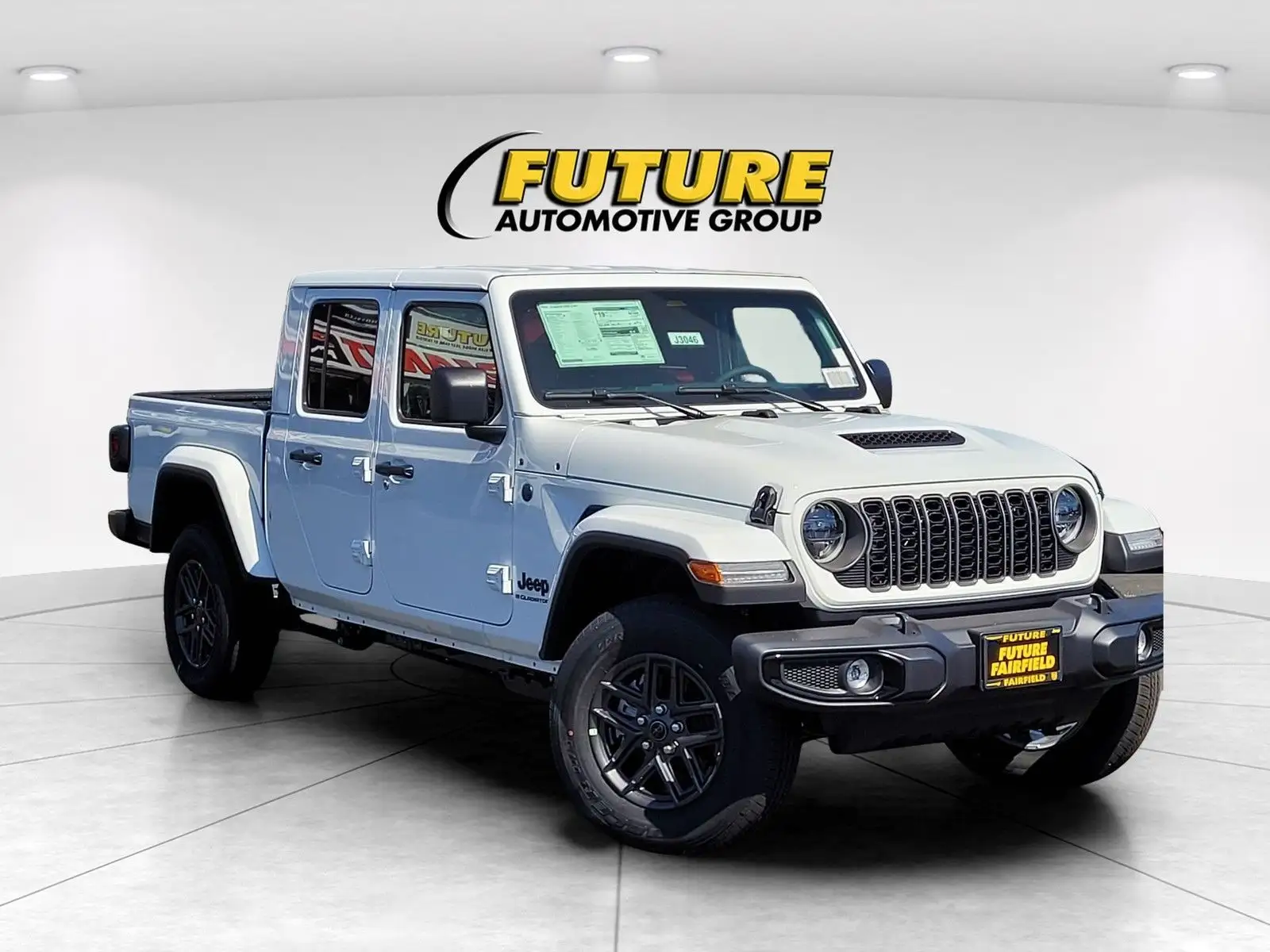 2026 Jeep Gladiator Sport S Auto's photo