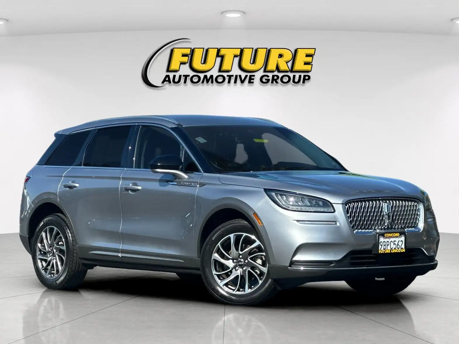2022 Lincoln Corsair FWD's photo