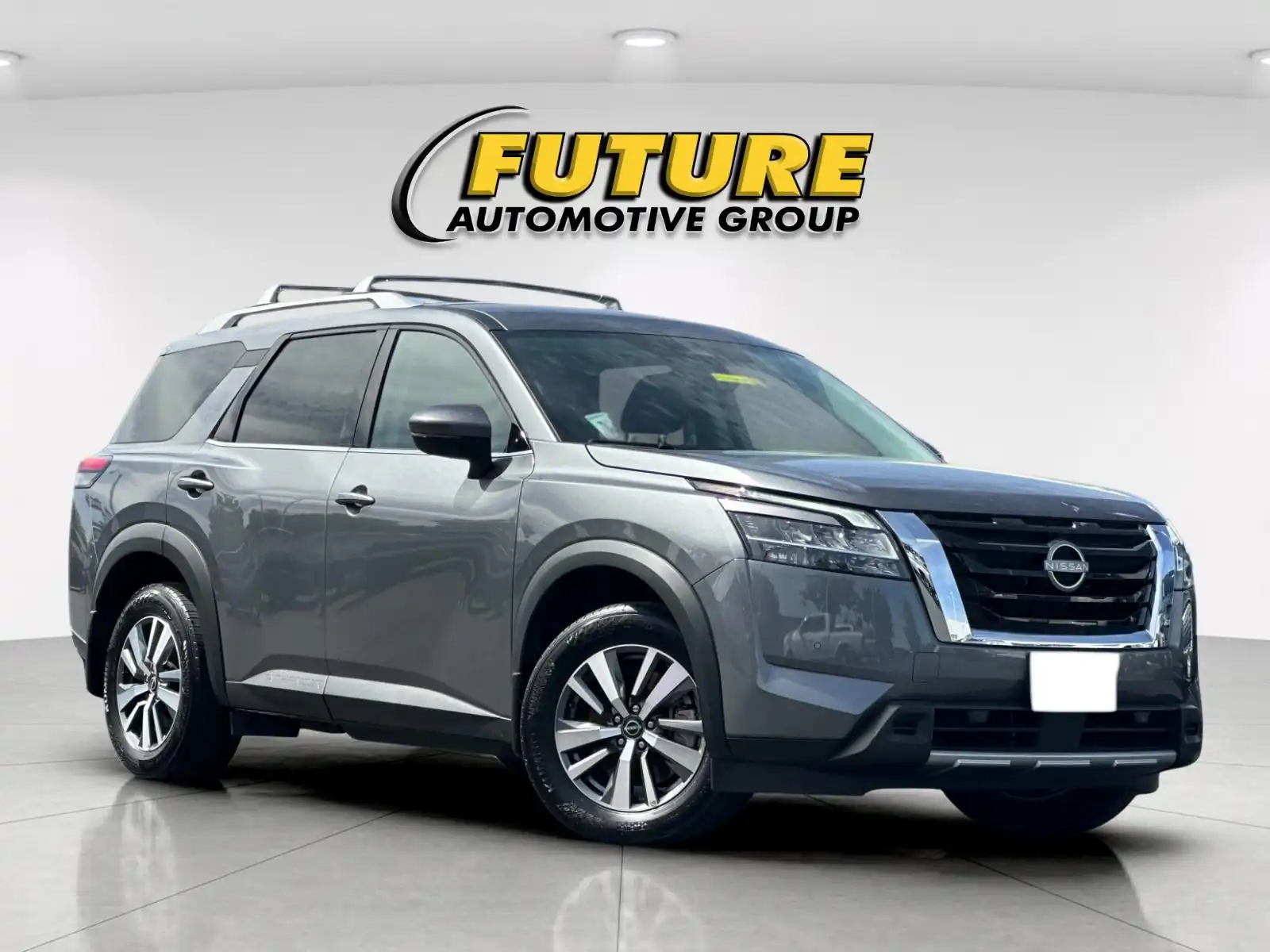 2024 Nissan Pathfinder SL 2WD's photo