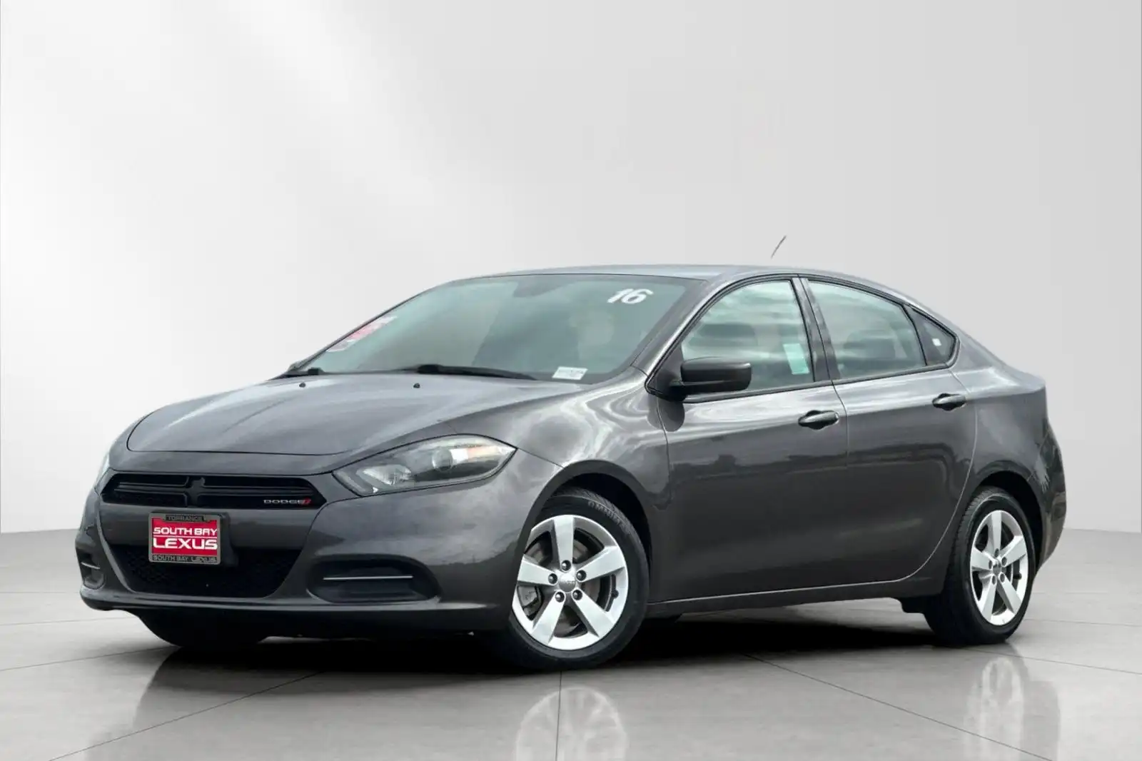 2016 Dodge Dart 2.4 SXT's photo