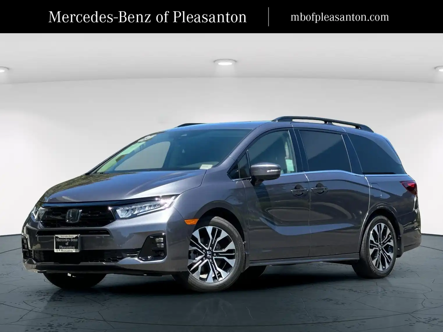 2025 Honda Odyssey Elite's photo
