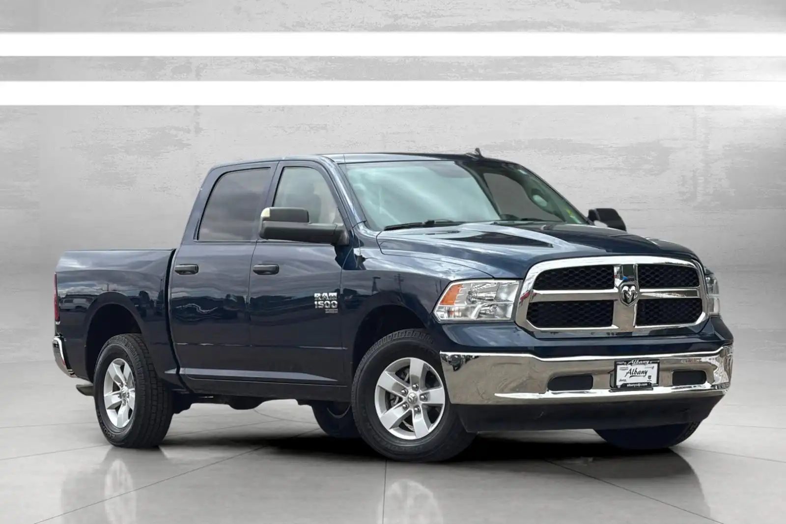 2021 RAM 1500 Classic Tradesman 4x4 Crew Cab 5'7's photo
