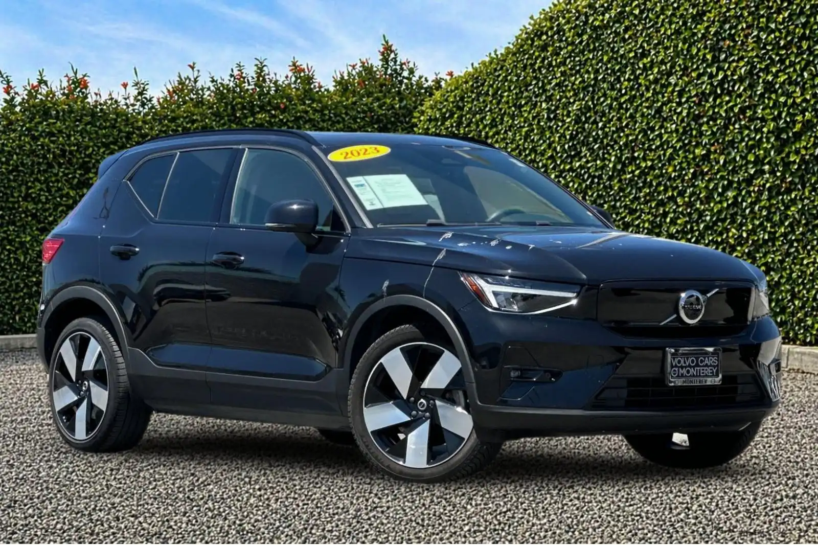 2023 Volvo XC40 P8 Recharge Plus AWD's photo