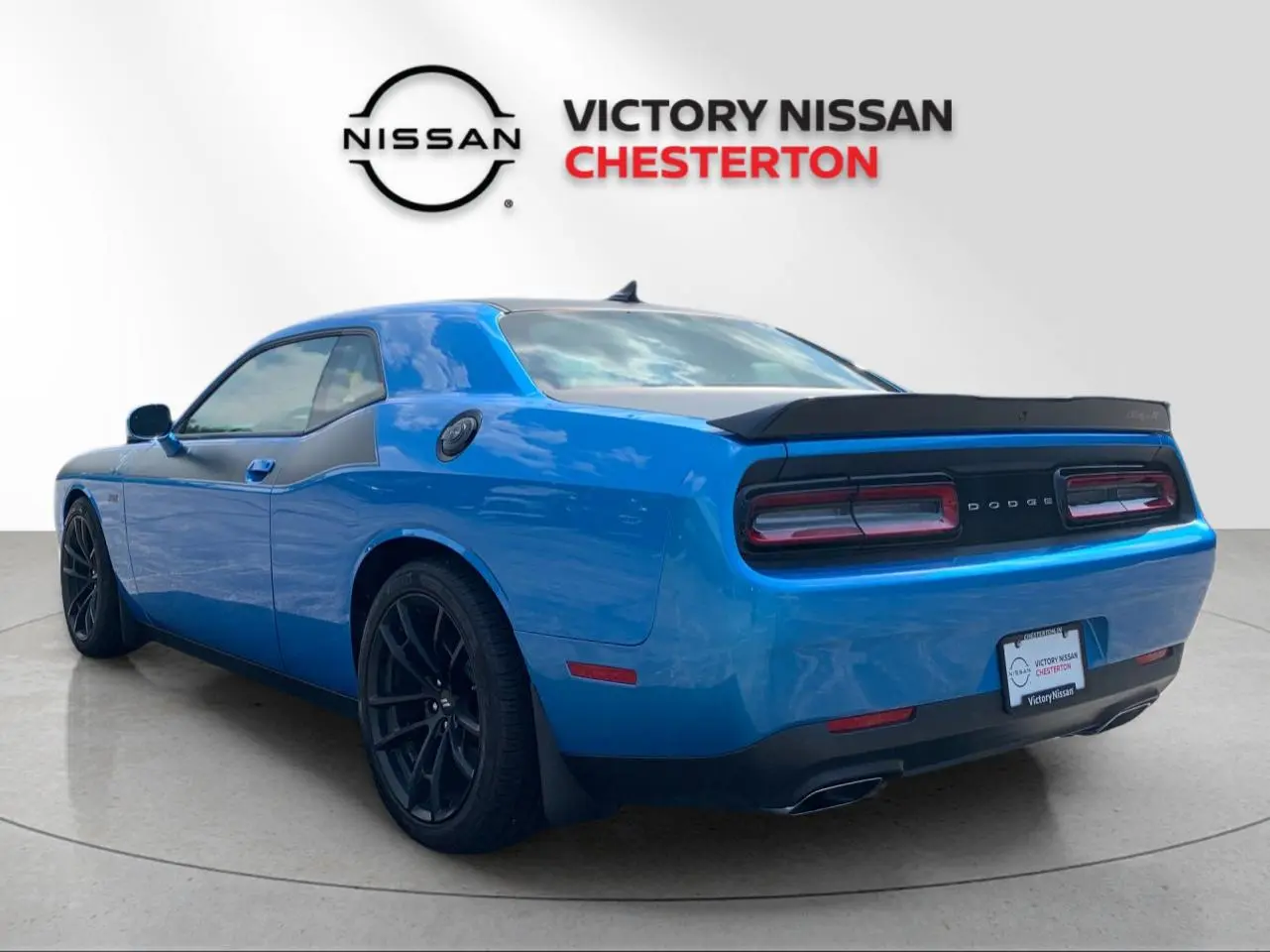 2023 Dodge Challenger R/T Scat Pack photo 3