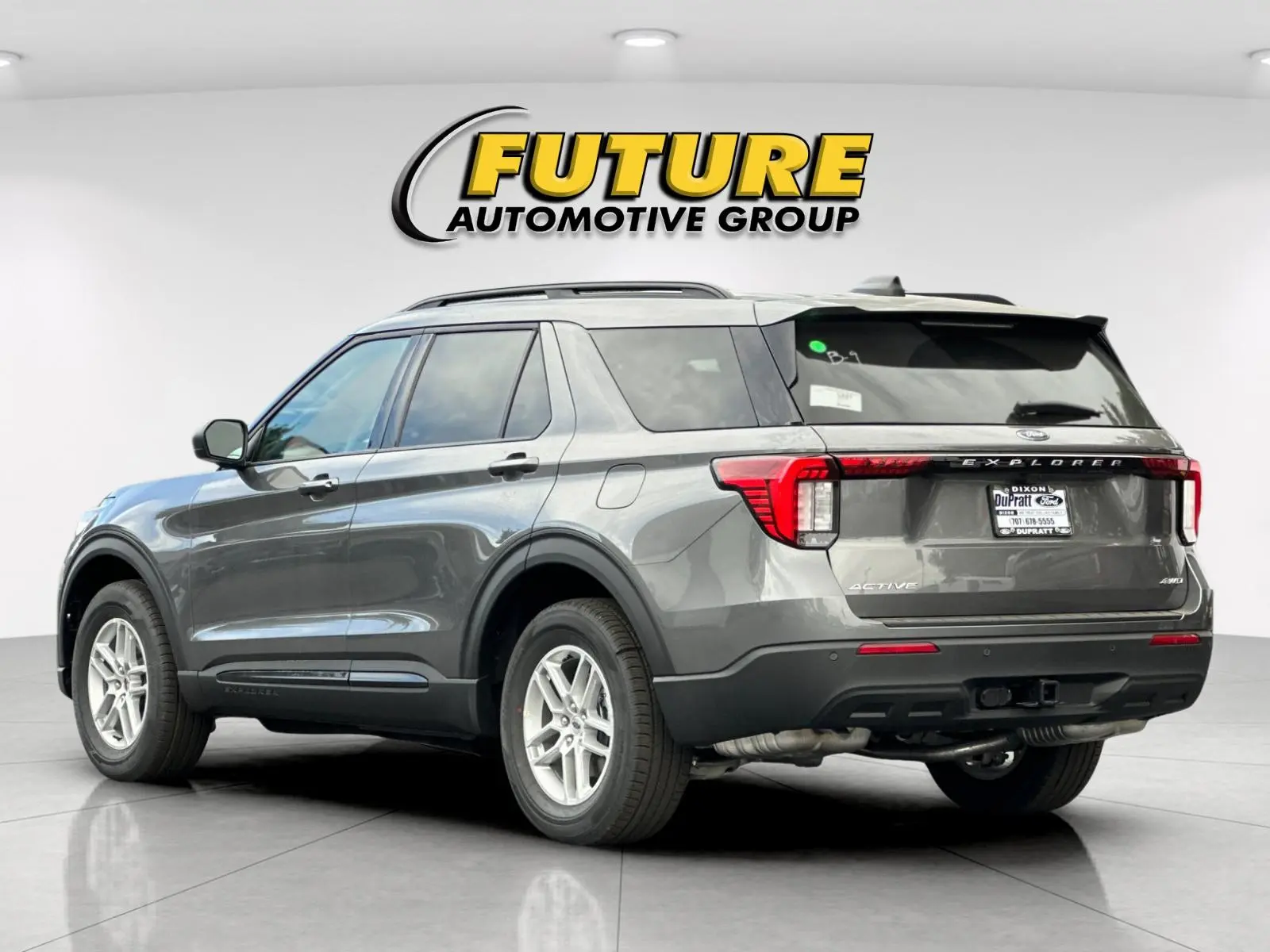 2026 Ford Explorer Active 4WD photo 5