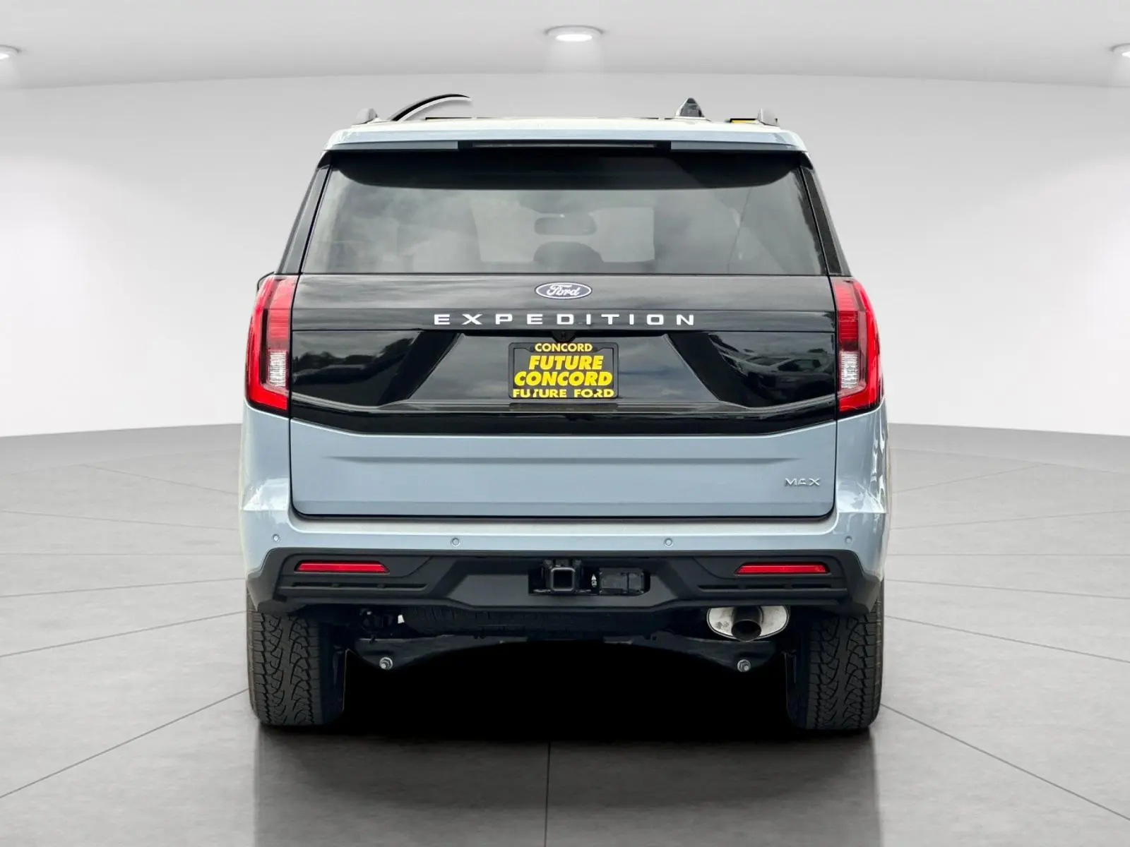 2027 Ford Expedition Active MAX 4x4 photo 4