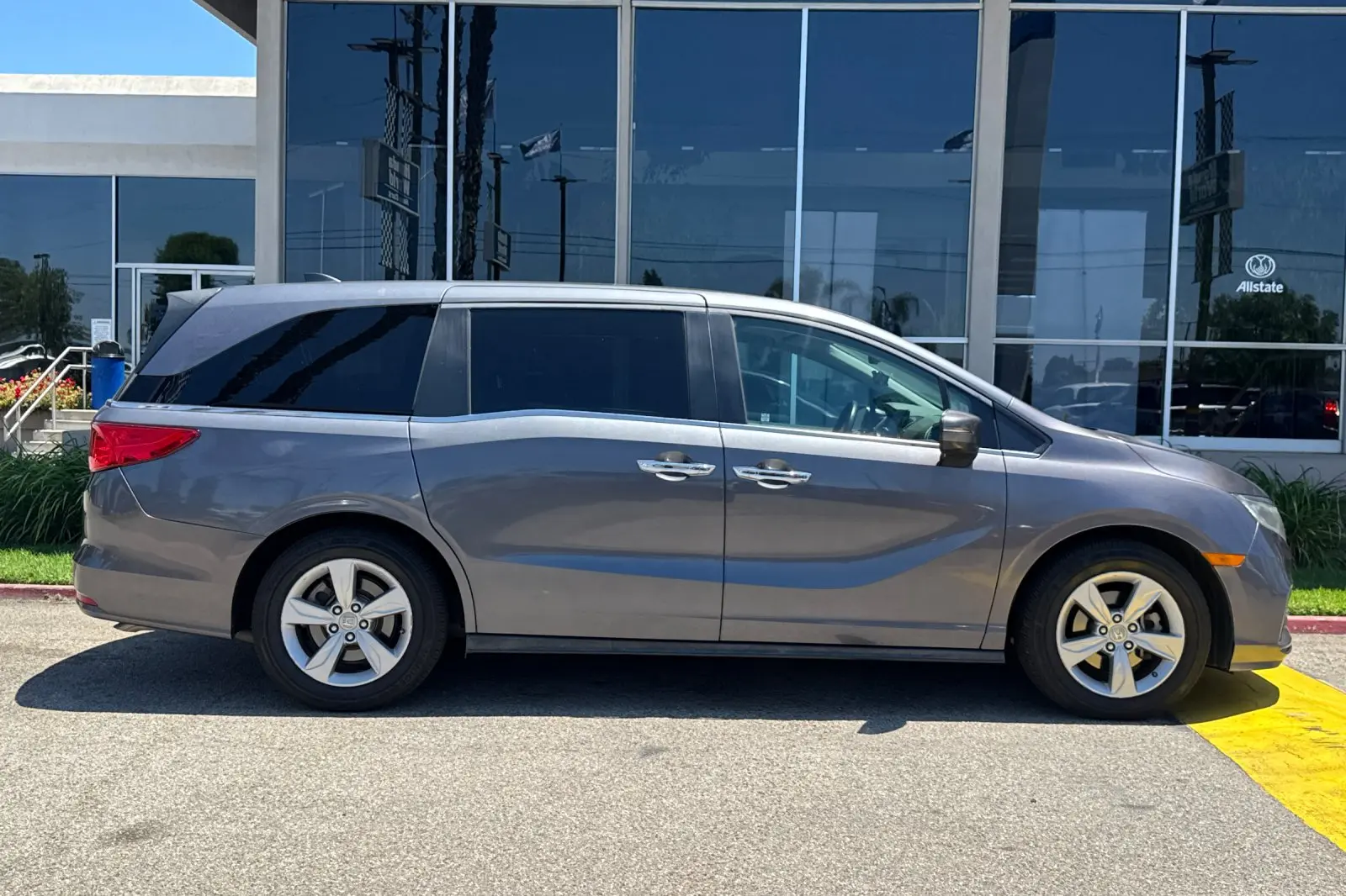 2020 Honda Odyssey EX-L photo 4