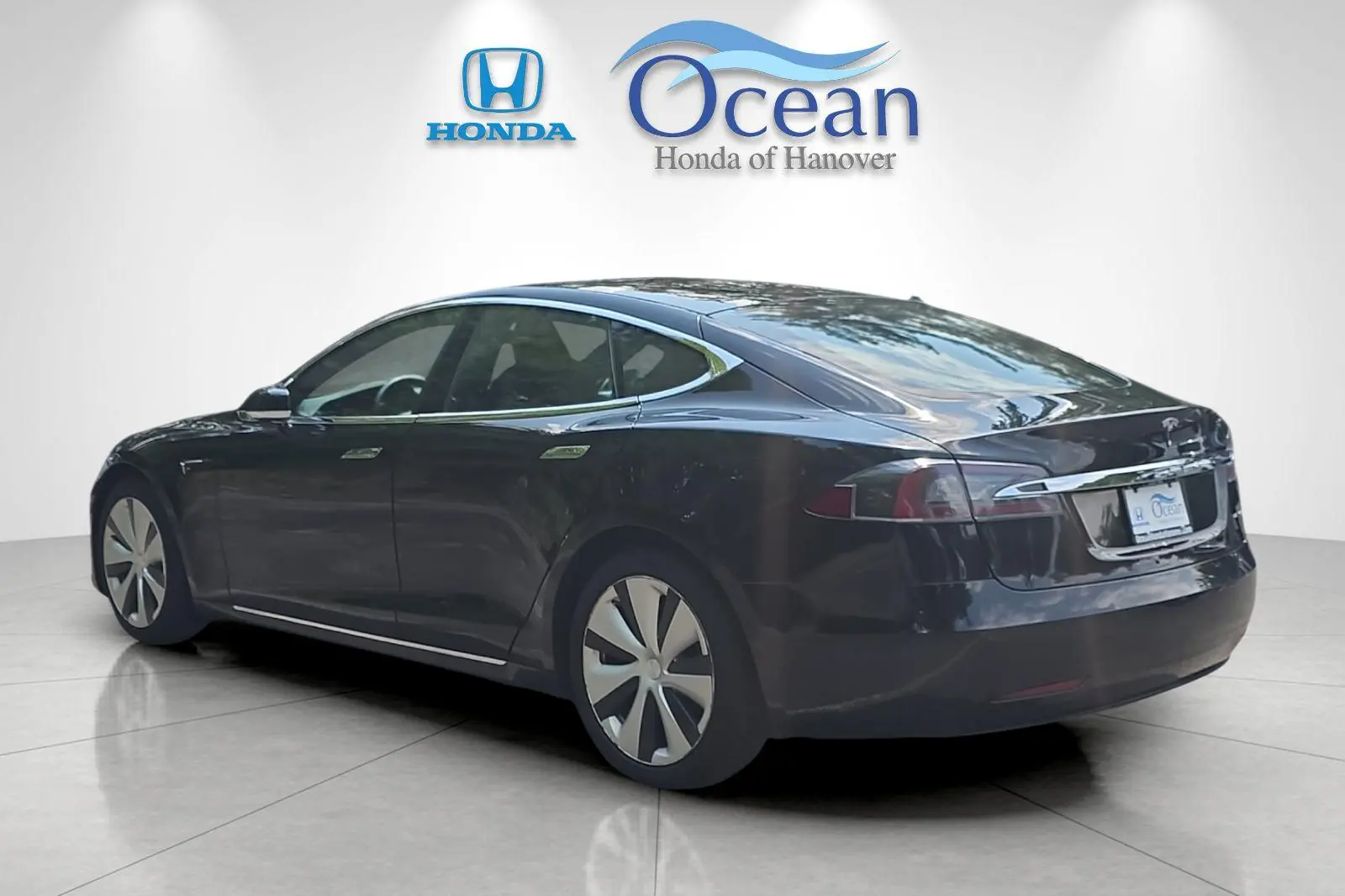 2021 Tesla Model S Long Range Plus photo 5