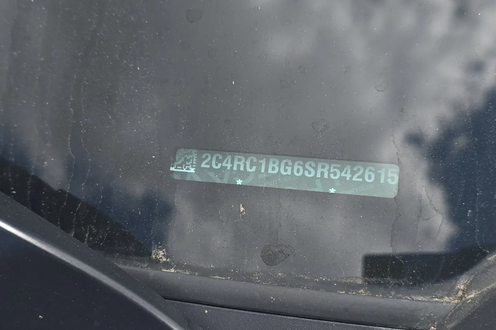 2025 Chrysler Pacifica Select photo 3