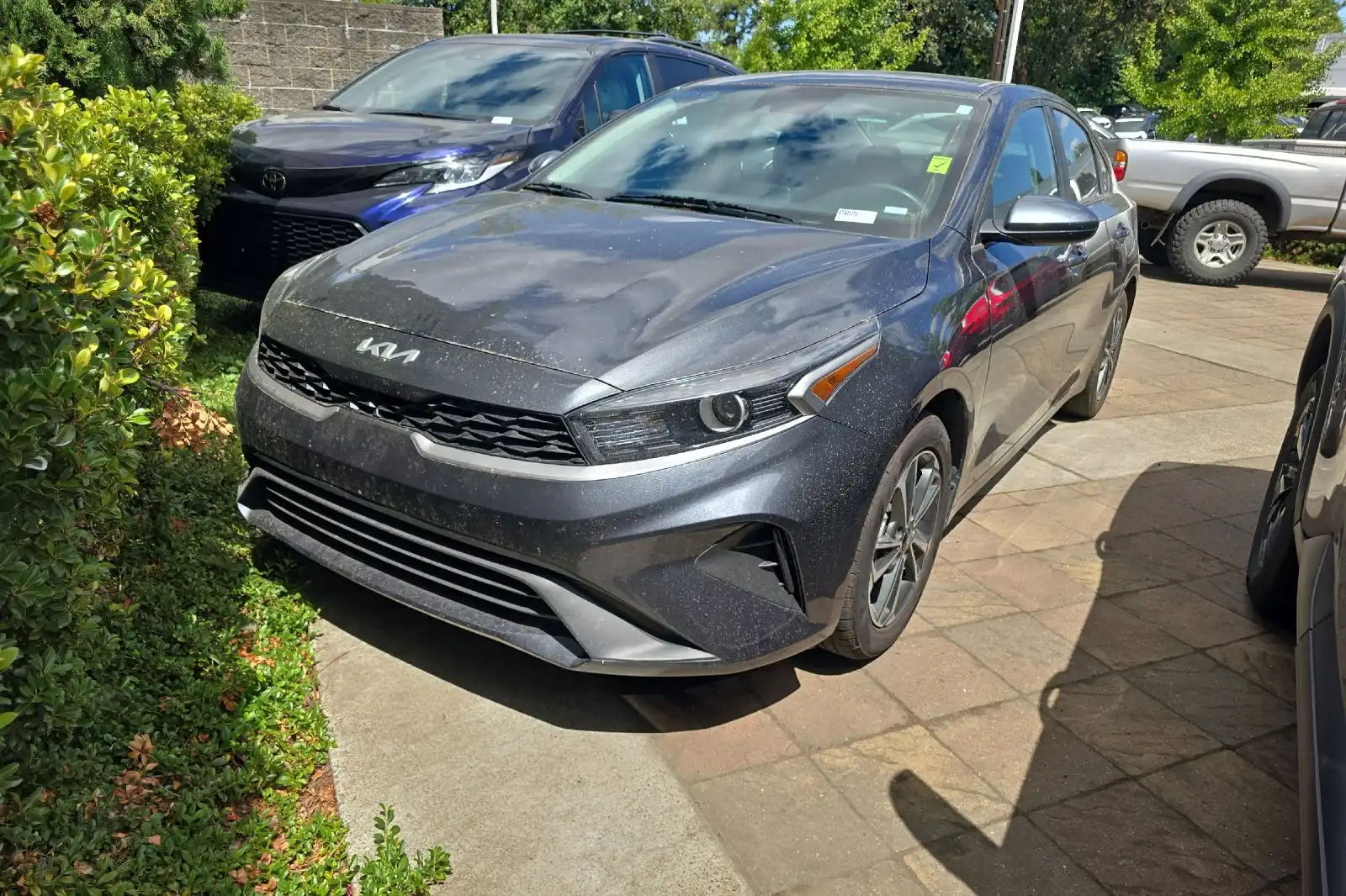 2024 Kia Forte LXS AT's photo