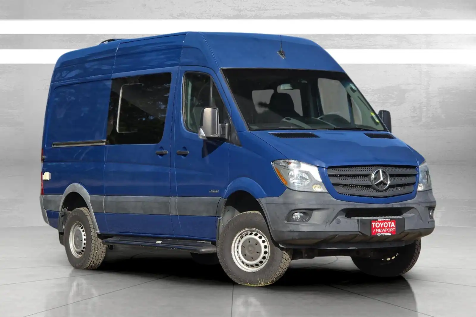 2016 Mercedes-Benz Sprinter 2500 144 WB High Roof 4x4's photo