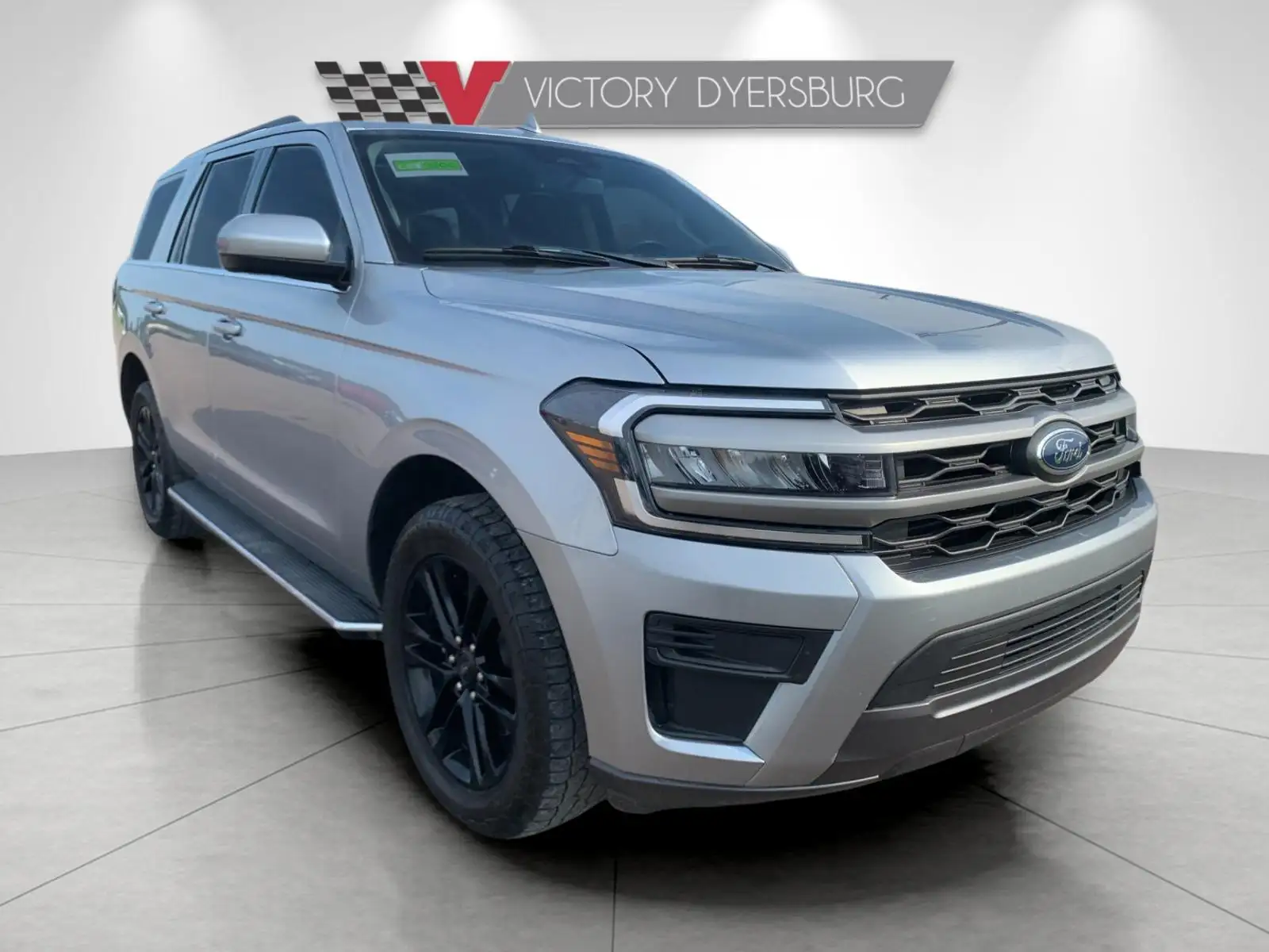 2023 Ford Expedition XLT's photo