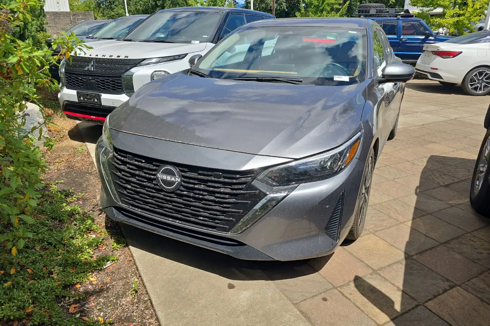 2025 Nissan Sentra SV CVT's photo